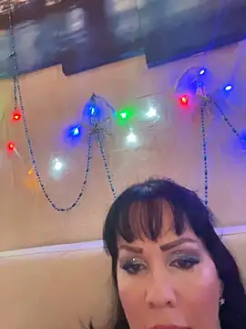 Snapshot of Lolaley2 chatting on 01.31.25 Lolaley2 online show from 01.31.25