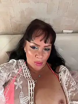 Snapshot of Lolaley2 chatting on 09.29.25 Lolaley2 online show from 09.29.25