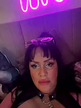 Snapshot of Lolaley2 chatting on 10.05.25 Lolaley2 online show from 10.05.25