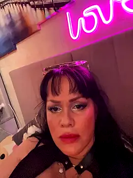 Snapshot of Lolaley2 chatting on 10.15.25 Lolaley2 online show from 10.15.25