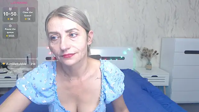 ZoeGrant online show from 01.09.25