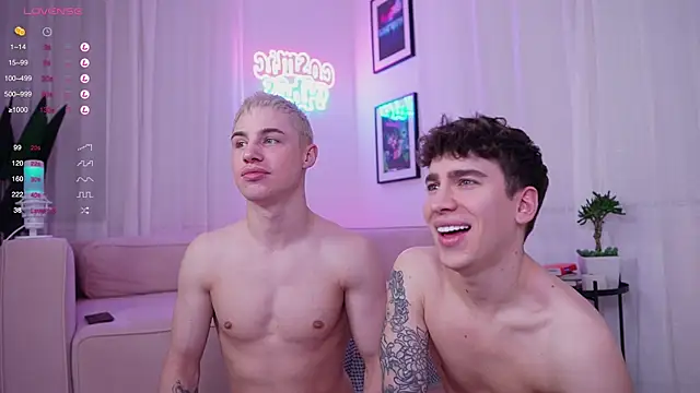 Evan  White  online show from 02.09.25