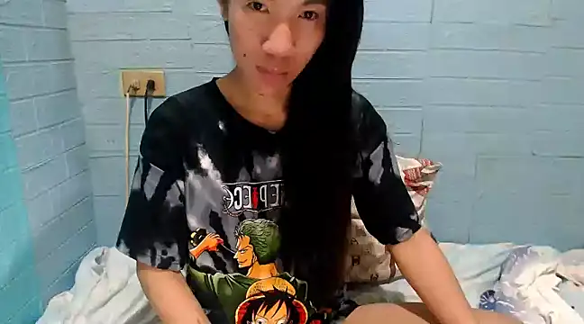 Snapshot of AsianNaughtiesMistress chatting on 01.06.25 AsianNaughtiesMistress online show from 01.06.25