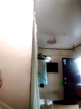 Snapshot of Sofiafuckbabes chatting on 03.05.25 Sofiafuckbabes online show from 03.05.25