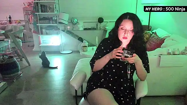 Vesaaa online show from 10.11.25