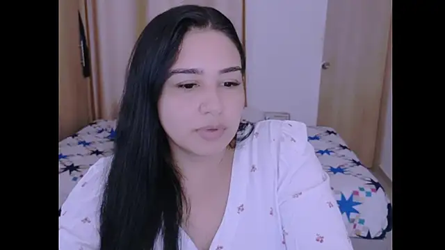 Snapshot of _anastasia chatting on 01.14.25 anastasia online show from 01.14.25