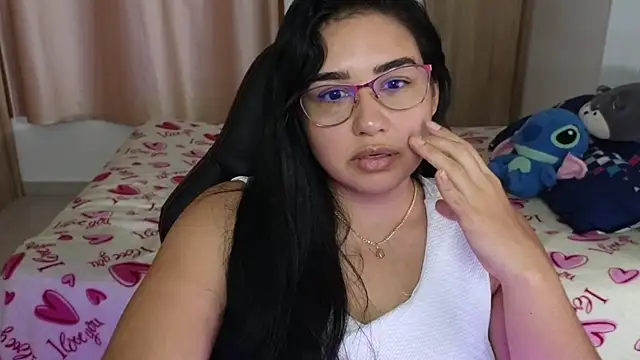 Snapshot of _anastasia chatting on 02.14.25 anastasia online show from 02.14.25