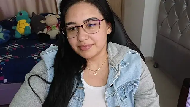 Snapshot of _anastasia chatting on 02.18.25 anastasia online show from 02.18.25