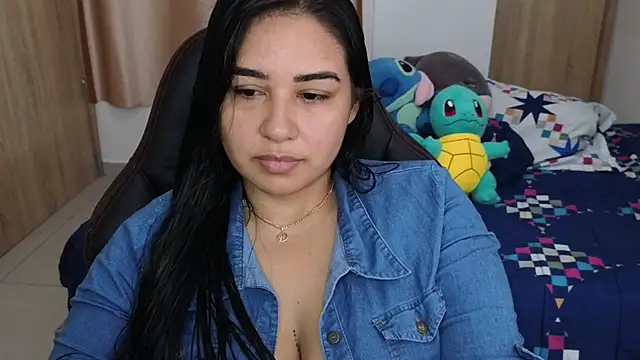 Snapshot of _anastasia chatting on 02.23.25 anastasia online show from 02.23.25