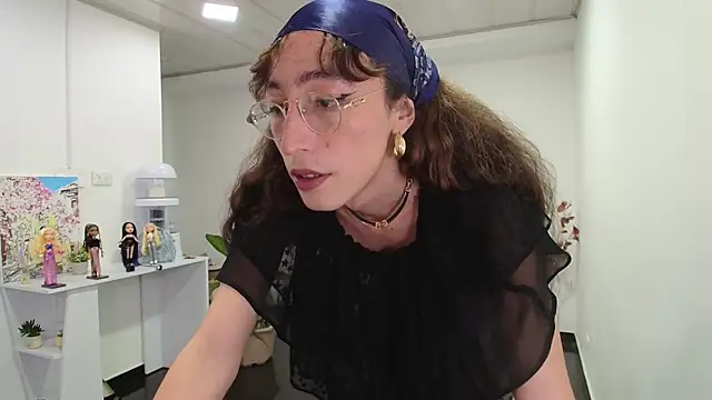 Snapshot of NicoleCortez chatting on 01.13.25 NicoleCortez online show from 01.13.25