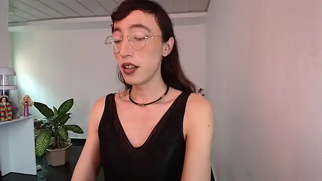 Snapshot of NicoleCortez chatting on 02.23.25 NicoleCortez online show from 02.23.25