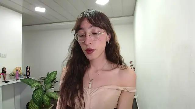 Snapshot of NicoleCortez chatting on 03.23.25 NicoleCortez online show from 03.23.25