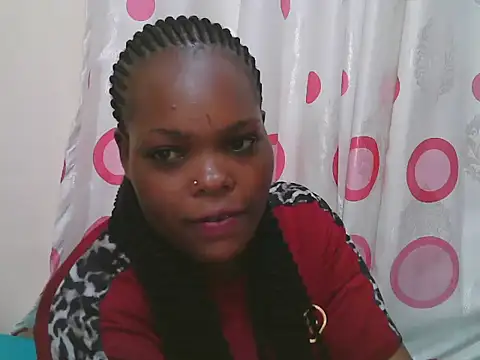 Snapshot of Naughty_Laurah chatting on 11.05.25 Naughty Laurah online show from 11.05.25