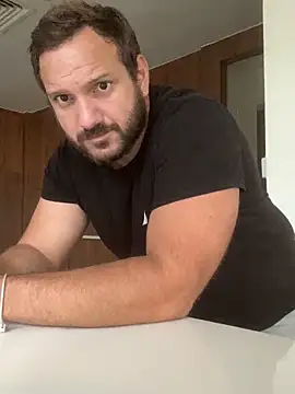 Snapshot of JonJ0 chatting on 09.17.25 JonJ0 online show from 09.17.25