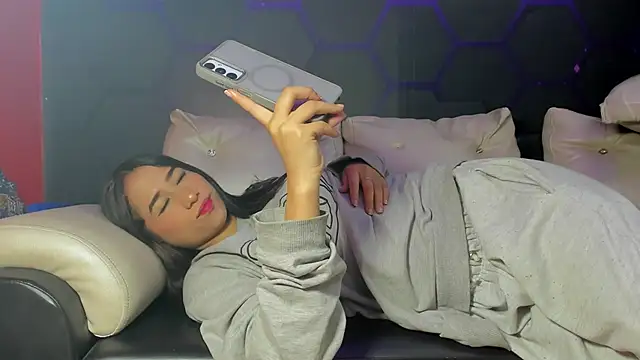 miacam-hot online show from 10.18.25