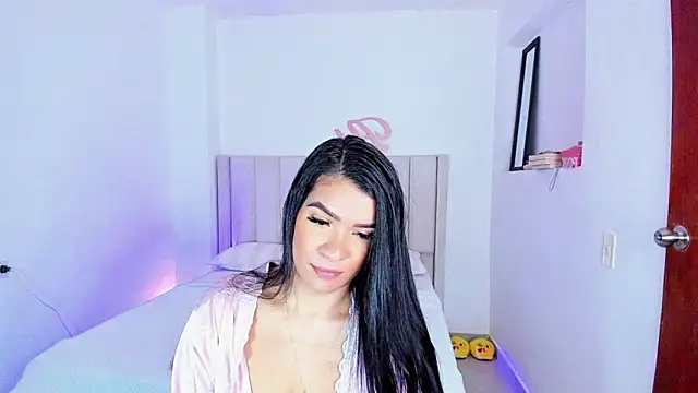 Snapshot of sheirysex_ chatting on 01.24.25 sheirysex  online show from 01.24.25