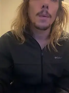 Snapshot of trippyski chatting on 02.07.25 trippyski online show from 02.07.25