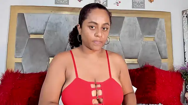 Snapshot of BellaKarla chatting on 01.11.25 BellaKarla online show from 01.11.25