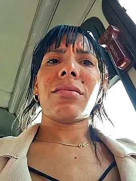 Doll Loren online show from 02.20.25