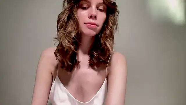 Snapshot of Nikki_Mimimi chatting on 12.13.24 Nikki Mimimi online show from 12.13.24