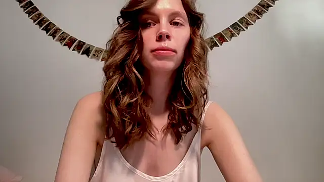 Snapshot of Nikki_Mimimi chatting on 02.05.25 Nikki Mimimi online show from 02.05.25