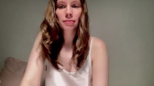 Snapshot of Nikki_Mimimi chatting on 09.20.25 Nikki Mimimi online show from 09.20.25