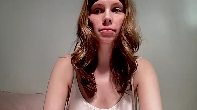 Snapshot of Nikki_Mimimi chatting on 10.04.25 Nikki Mimimi online show from 10.04.25
