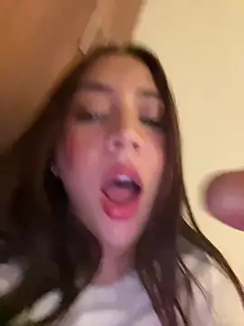 Snapshot of marcimaa chatting on 12.19.24 marcimaa online show from 12.19.24