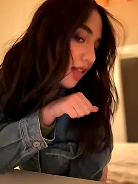 Snapshot of marcimaa chatting on 10.31.25 marcimaa online show from 10.31.25