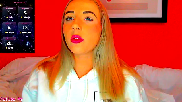 Snapshot of Strongqueen chatting on 02.21.25 Strongqueen online show from 02.21.25