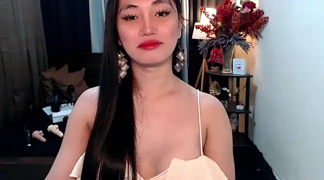 Snapshot of Dhalia_Gomez06 chatting on 02.22.25 Dhalia Gomez06 online show from 02.22.25