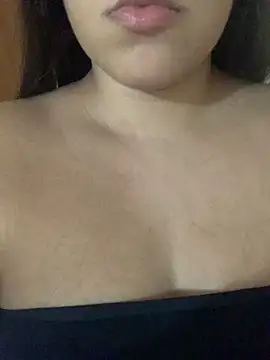 Snapshot of pinkangell chatting on 03.18.25 pinkangell online show from 03.18.25