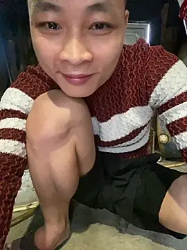 Snapshot of Naughty--asian chatting on 02.17.25 Naughty--asian online show from 02.17.25