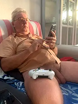 Nudelschwanz online show from 10.23.25