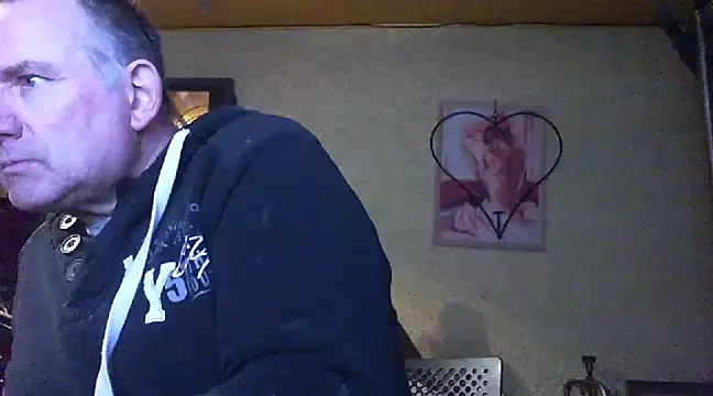 Snapshot of jeanlulu chatting on 01.01.25 jeanlulu online show from 01.01.25