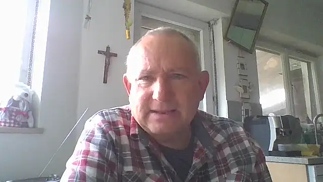 Snapshot of jeanlulu chatting on 10.14.25 jeanlulu online show from 10.14.25