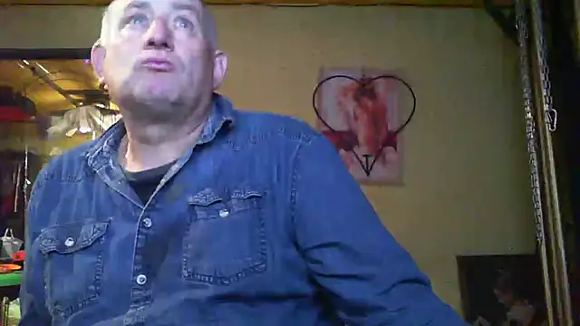 Snapshot of jeanlulu chatting on 11.06.25 jeanlulu online show from 11.06.25