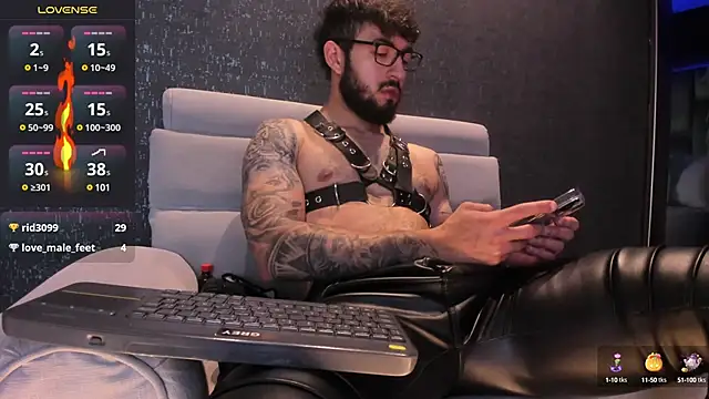 MarkWalker   online show from 03.15.25