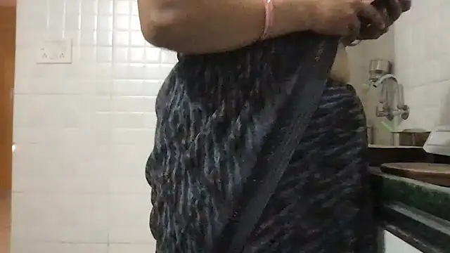 Snapshot of Riyasingh9 chatting on 01.31.25 Riyasingh9 online show from 01.31.25