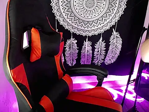 PirateEmpressBoaAico online show from 10.10.25