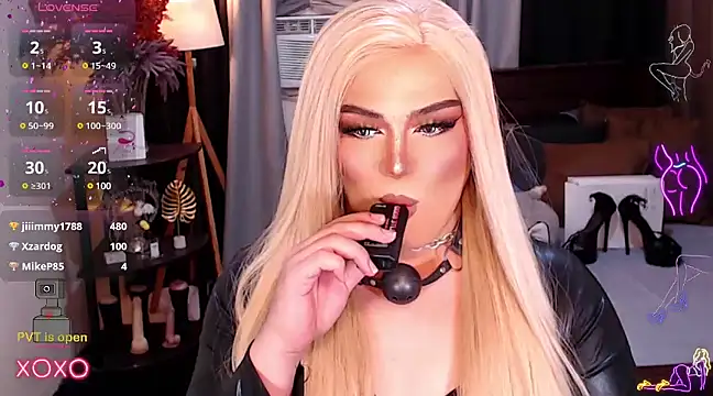 Snapshot of Bitch_Fowler69 chatting on 12.02.24 Bitch Fowler69 online show from 12.02.24