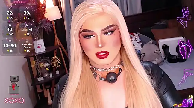 Snapshot of Bitch_Fowler69 chatting on 12.06.24 Bitch Fowler69 online show from 12.06.24