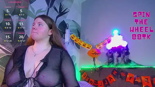 RubyValen online show from 10.28.25