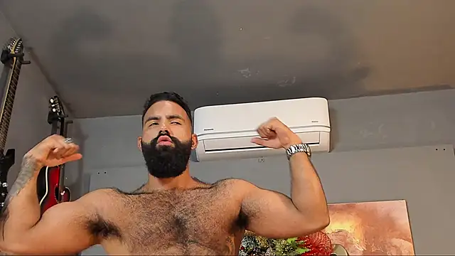 Snapshot of BeardAndrew chatting on 12.20.24 BeardAndrew online show from 12.20.24
