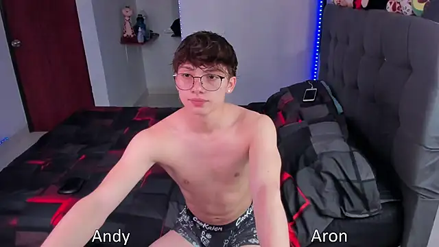 Snapshot of andybxby chatting on 10.18.25 andybxby online show from 10.18.25