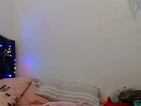 Snapshot of gooddes303salome chatting on 10.09.25 gooddes303salome online show from 10.09.25