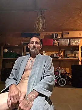 Snapshot of Laying_Sooner chatting on 09.15.25 Laying Sooner online show from 09.15.25