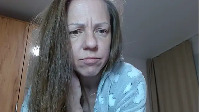 Snapshot of Popppka chatting on 02.15.25 Popppka online show from 02.15.25
