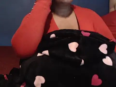 Snapshot of CUTEFIRMMELONSS chatting on 02.16.25 CUTEFIRMMELONSS online show from 02.16.25