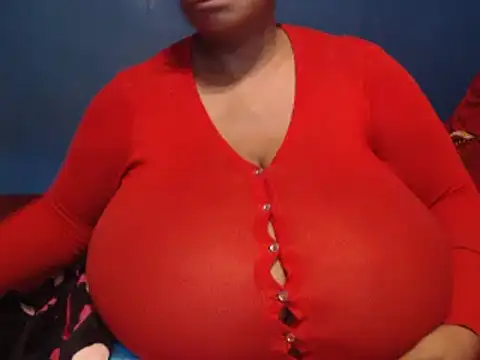 Snapshot of CUTEFIRMMELONSS chatting on 02.20.25 CUTEFIRMMELONSS online show from 02.20.25